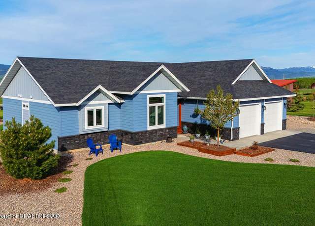 Property at 176 Cedar Creek Dr, Star Valley Ranch, WY 83127, 3 beds, 2 baths