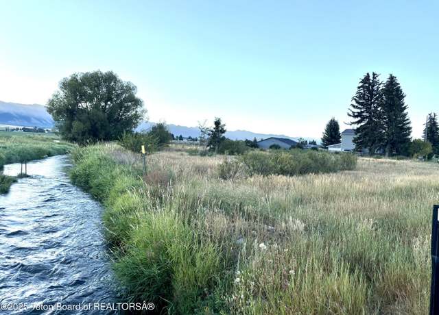 Property at 350 County Rd 114, Freedom, WY 83120