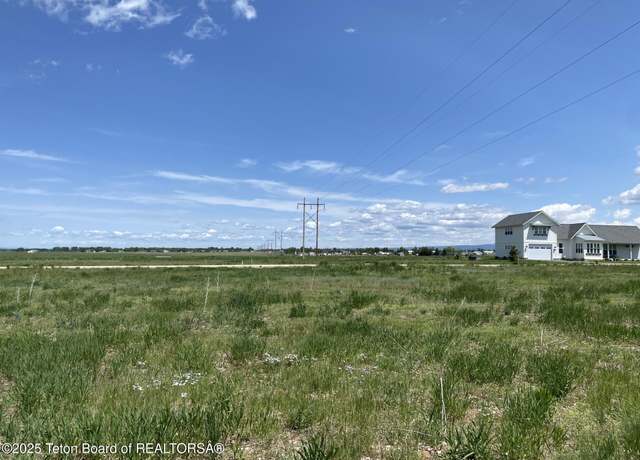 Property at 723 Peak View Rd, Victor, ID 83455