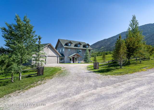 Property at 321 Western Sky Dr, Etna, WY 83118, 4 beds, 3.5 baths