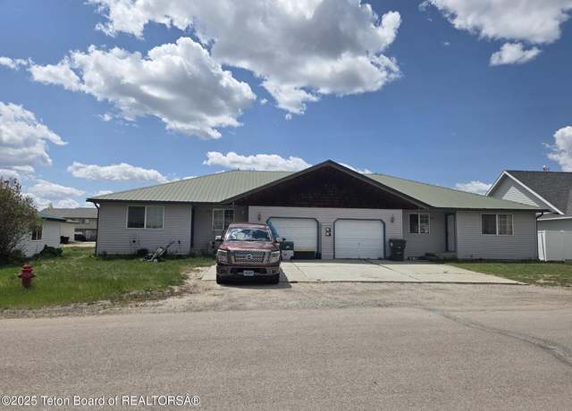 Property at 376A S Ashley Ave, Pinedale, WY 82941