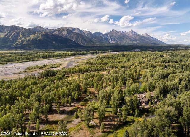 Property at 6355/6335 N Red Tail Rd, Jackson, WY 83001, 13 beds, 7.5 baths