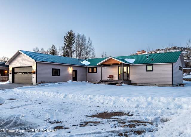 Property at 61 E Lake, Pinedale, WY 82941, 3 beds, 2 baths