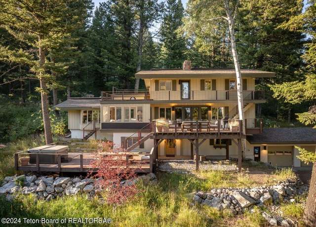 Property at 3705 W Mccollister Dr, Teton Village, WY 83025, 5 beds, 3.5 baths