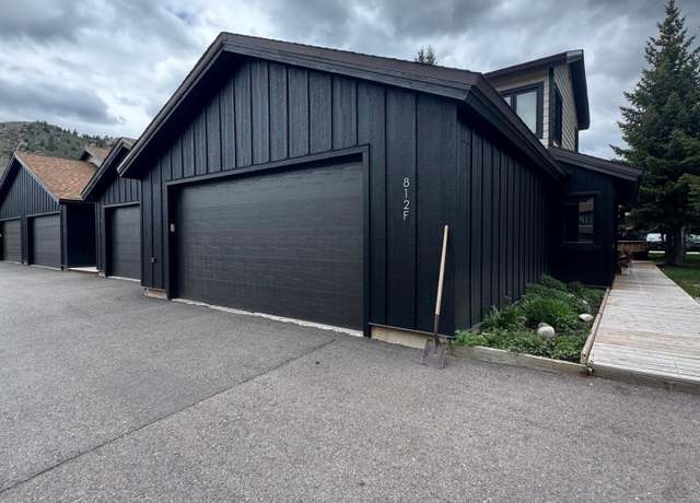 Property at 812 Powderhorn Ln Unit F, Jackson, WY 83001, 3 beds, 2 baths