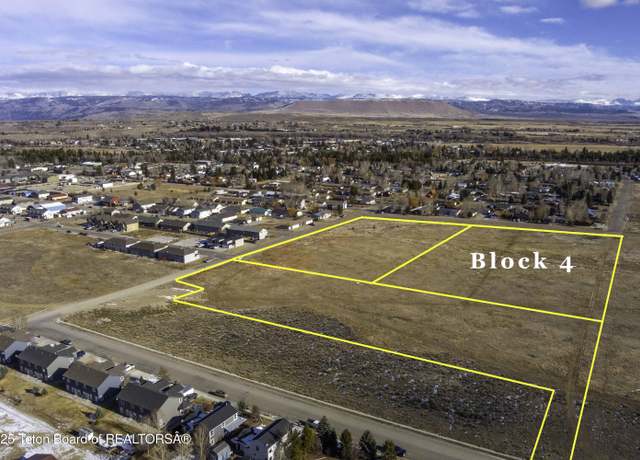 Property at Par Avenue Blk, 4, Pinedale, WY 82941