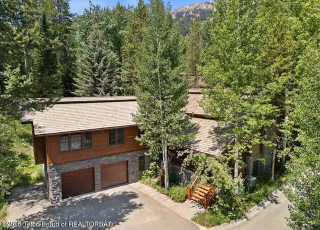 Property at 3102 W Arrowhead Rd, Teton Village, WY 83025, 4 beds, 4.5 baths