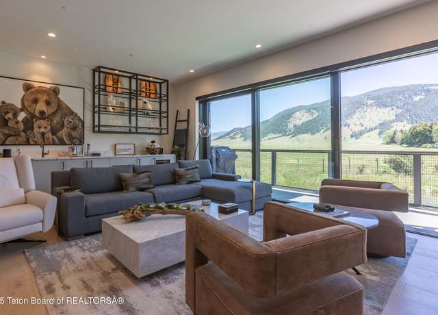 Property at 308 Hidden Dr, Jackson, WY 83001, 3 beds, 3.5 baths
