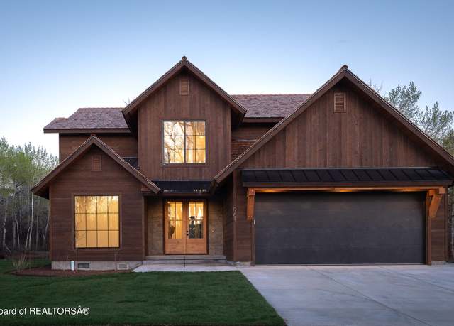 Property at 961 Cornice Ct, Driggs, ID 83422, 5 beds, 5 baths