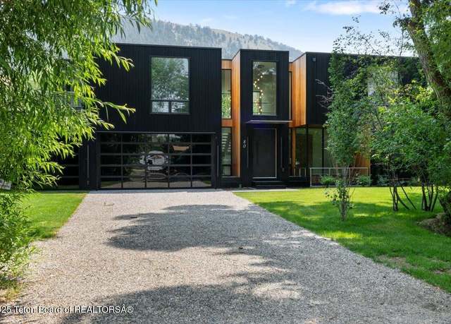 Property at 80 Rancher St, Jackson, WY 83001, 5 beds, 6 baths