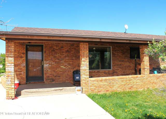 Property at 203 Winkelman Ave, Marbleton, WY 83113, 5 beds, 1.5 baths