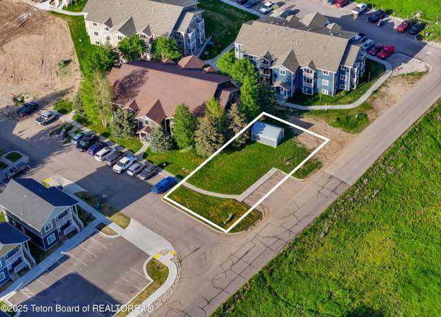 Property at 424 Clubmoss Ln, Driggs, ID 83422