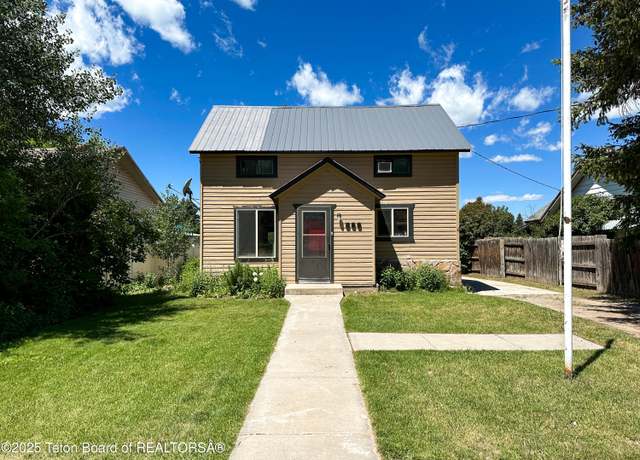 Property at 566 Jefferson St, Afton, WY 83110, 3 beds, 2 baths