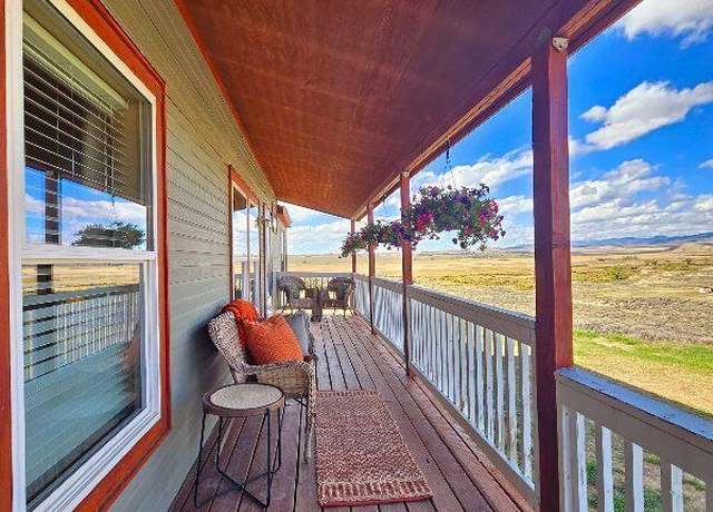Property at 13 Hawk Path, Boulder, WY 82923, 3 beds, 2 baths