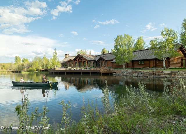 Property at 1525 S Thunder Rd, Wilson, WY 83014, 4 beds, 4.5 baths