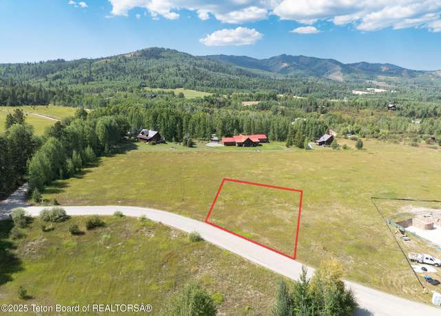 Property at 9944 Hiddenwaters Ln, Victor, ID 83455