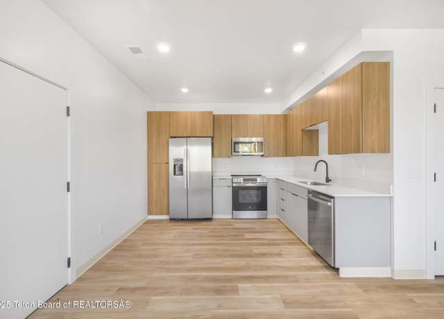 Property at 201 E Ross Ave Unit A103, Driggs, ID 83422, 2 beds, 2 baths