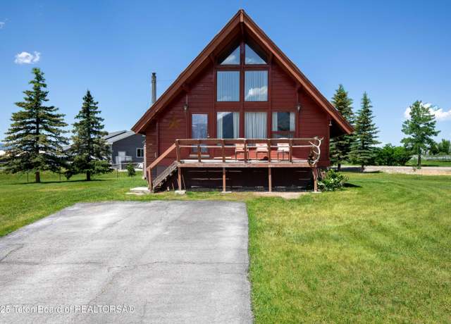 Property at 11 East St, Star Valley Ranch, WY 83127, 2 beds, 1 bath