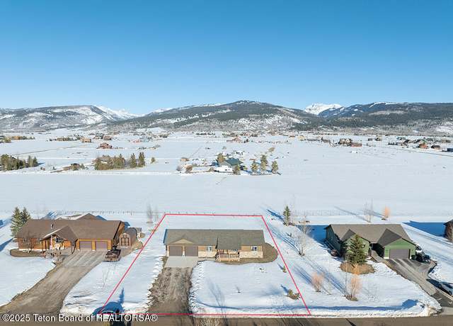 Property at 4641 Country Dr, Victor, ID 83455, 3 beds, 2 baths