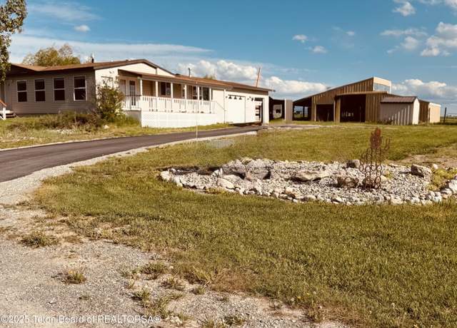 Property at 218 C M R Ln, Etna, WY 83118, 3 beds, 2 baths