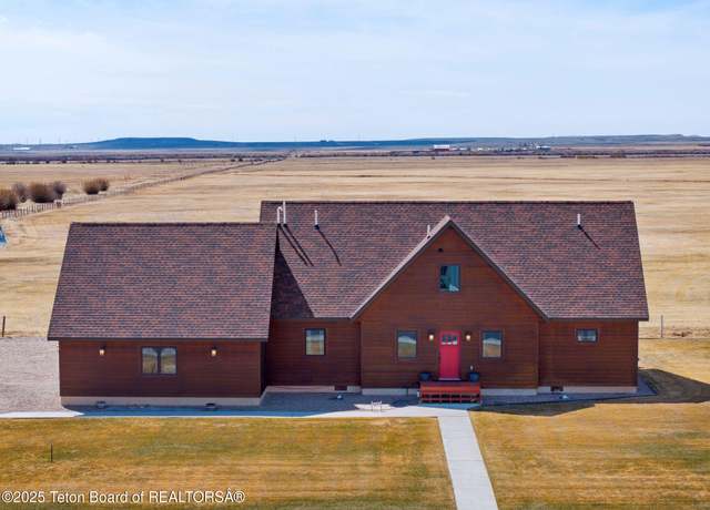 Property at 1520 Miller Way, Big Piney, WY 83113, 3 beds, 2.5 baths