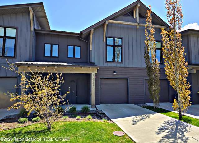 Property at 8531 Caribou Ct, Victor, ID 83455, 3 beds, 2.5 baths