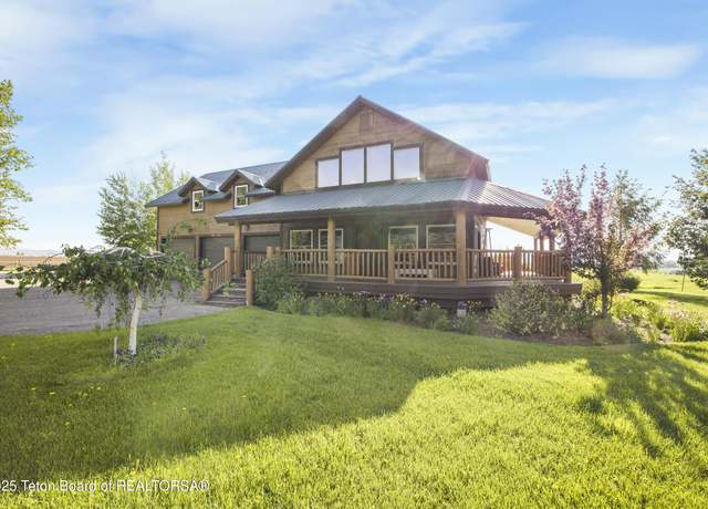 Property at 980 S 1000 E, Driggs, ID 83455, 4 beds, 3 baths