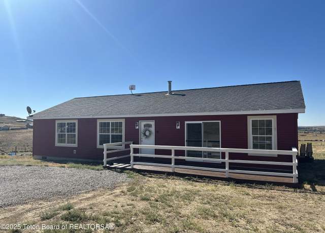 Property at 17 S Sioux Trl, Boulder, WY 82923, 3 beds, 2 baths