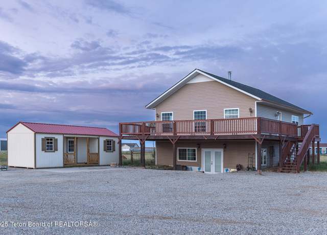 Property at 25 Neosha Trl, Boulder, WY 82923, 4 beds, 2 baths