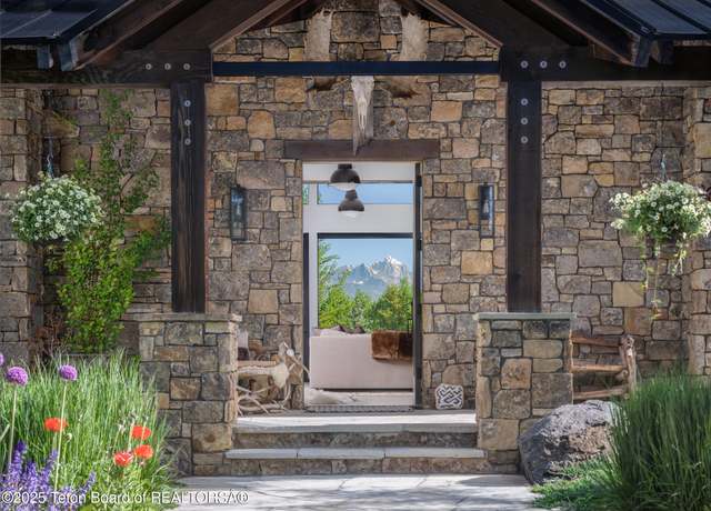 Property at 5060 W Eagle Rd, Wilson, WY 83014, 5 beds, 5 baths