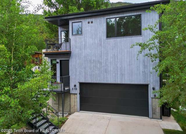 Property at 310 Aspen Dr, Jackson, WY 83001, 4 beds, 4.5 baths