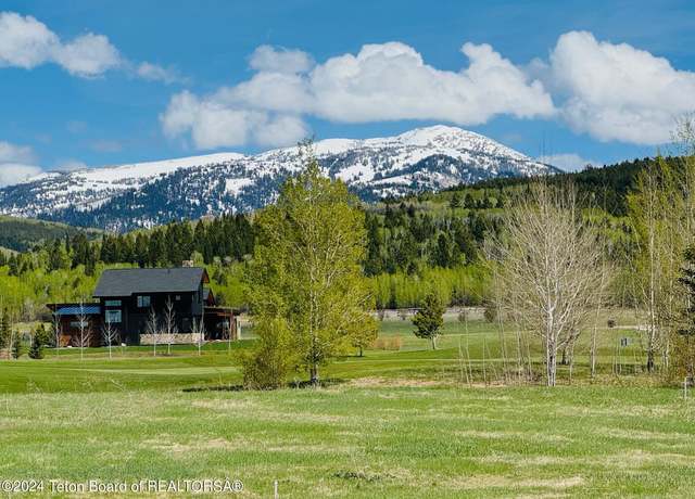 Property at 21 Rammell Rd, Victor, ID 83455