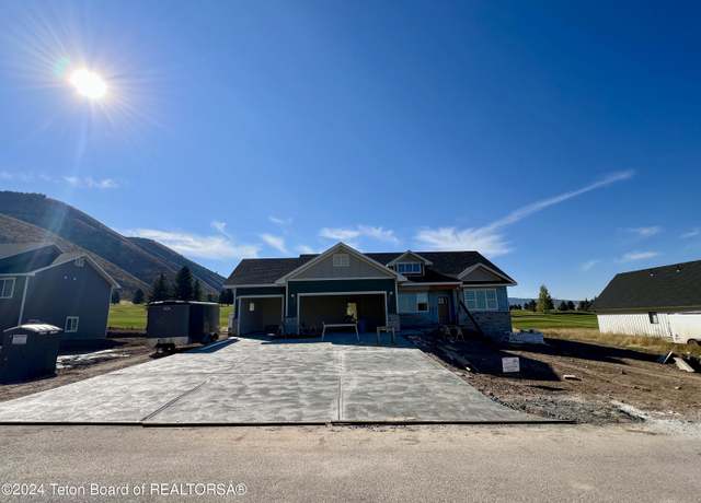Property at 127 E Papworth Ln, Afton, WY 83110, 4 beds, 2 baths