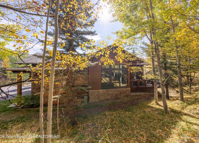 Property at 3084 Garnet Rd, Teton Village, WY 83025, 3 beds, 3.5 baths