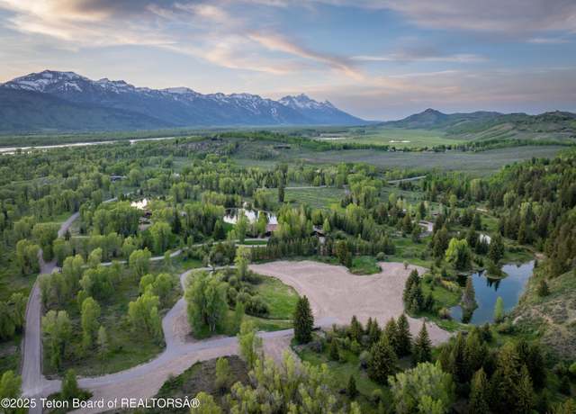 Property at 580 S Swan Rd, Jackson, WY 83001
