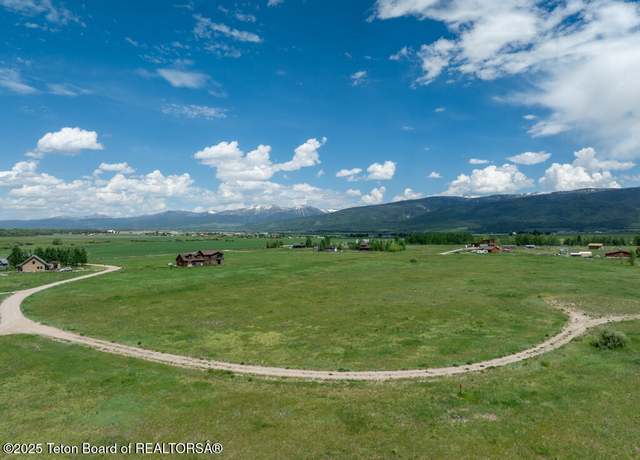 Property at 1227 Pine View Ln, Driggs, ID 83422
