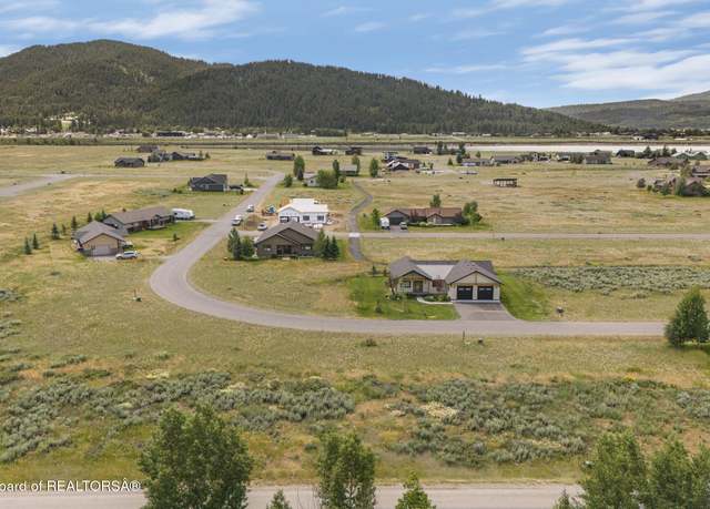 Property at 178 Columbine St, Alpine, WY 83128