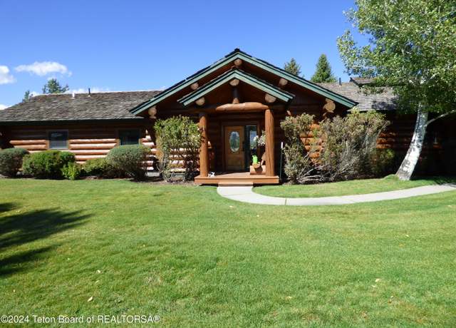 Property at 400 W Moulton Rd, Jackson, WY 83001, 4 beds, 4 baths