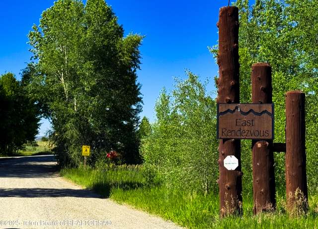 Property at 2657 Rendezvous Dr, Driggs, ID 83422