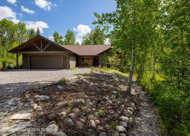 Property at 332 N Forest Dr, Star Valley Ranch, WY 83127, 5 beds, 3 baths