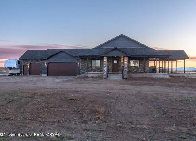 Property at 62 Big Rd, Pinedale, WY 82941, 6 beds, 4 baths