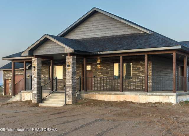 Property at 62 Big Rd, Pinedale, WY 82941, 6 beds, 4 baths