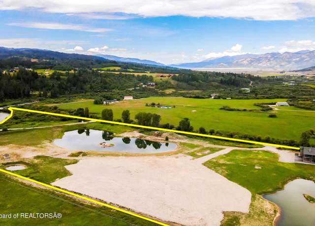 Property at 227 Mcneel Power Plant Rd, Alpine, WY 83128, 3 beds, 2.5 baths