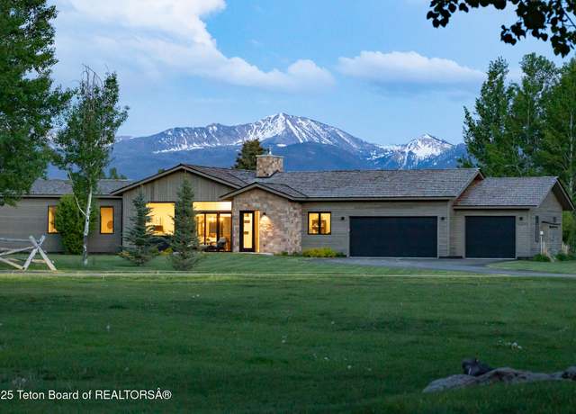 Property at 6300 N Aspen Dr, Jackson, WY 83001, 4 beds, 3.5 baths