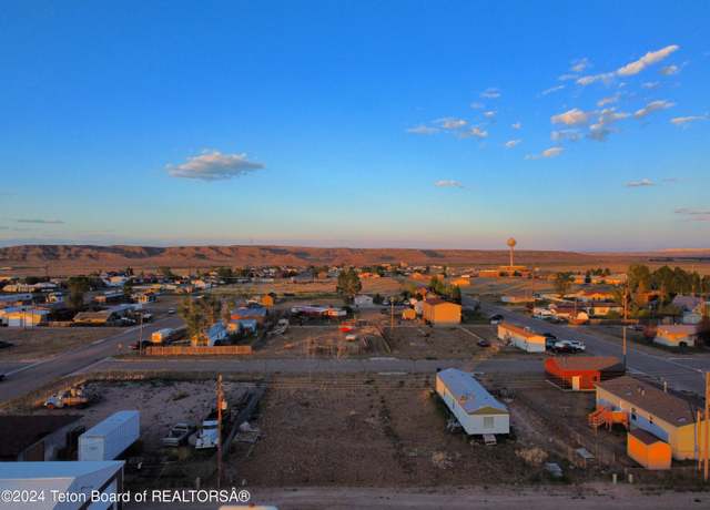 Property at 309 Chalfant Ave, Marbleton, WY 83113