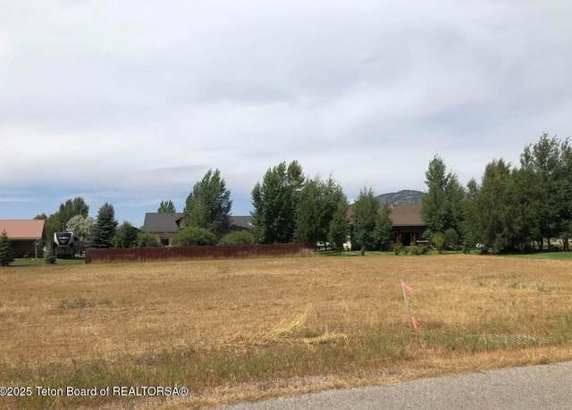 Property at 452 River Dr, Alpine, WY 83128