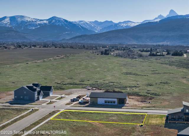 Property at 1065 Pawnee Rd, Driggs, ID 83422