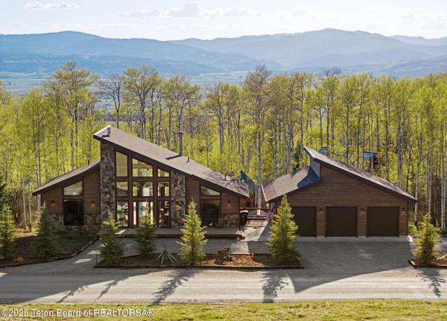 Property at 199 Dogwood Dr, Star Valley Ranch, WY 83127, 3 beds, 2.5 baths