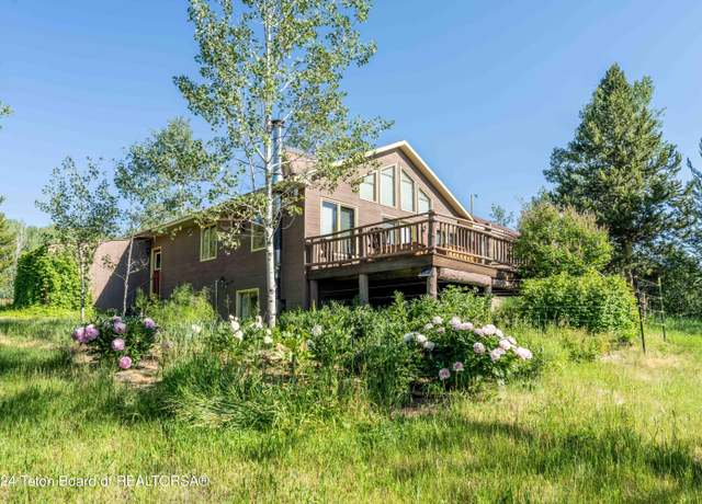 Property at 4125 W Silver Rd, Wilson, WY 83014, 4 beds, 3 baths