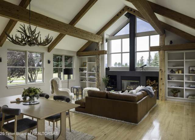 Property at 6790 N Timothy Rd, Jackson, WY 83001, 3 beds, 2.5 baths